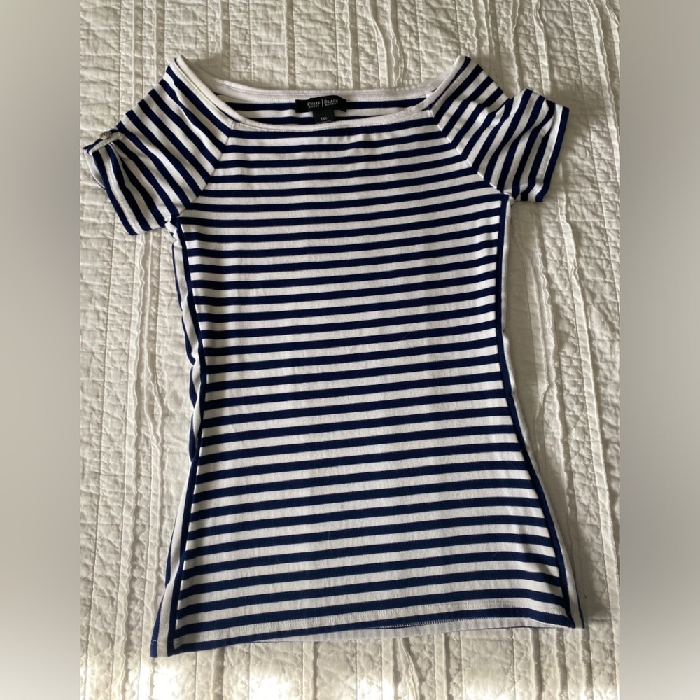 White House Black Market navy and white striped short-sleeve shirt XXS